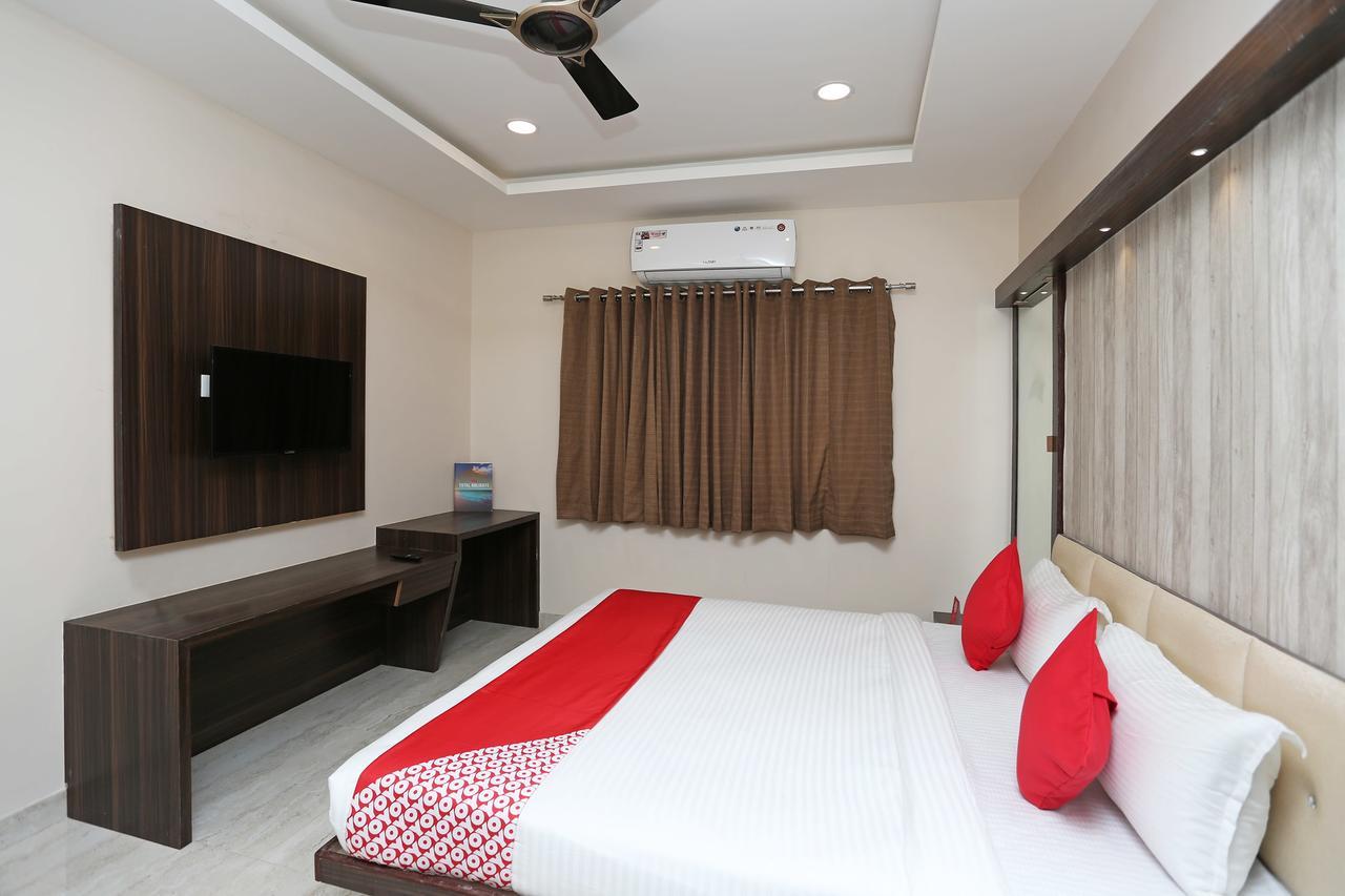 Oyo 15861 Hotel Shivganga Comfort Zone Raipur  Exterior photo