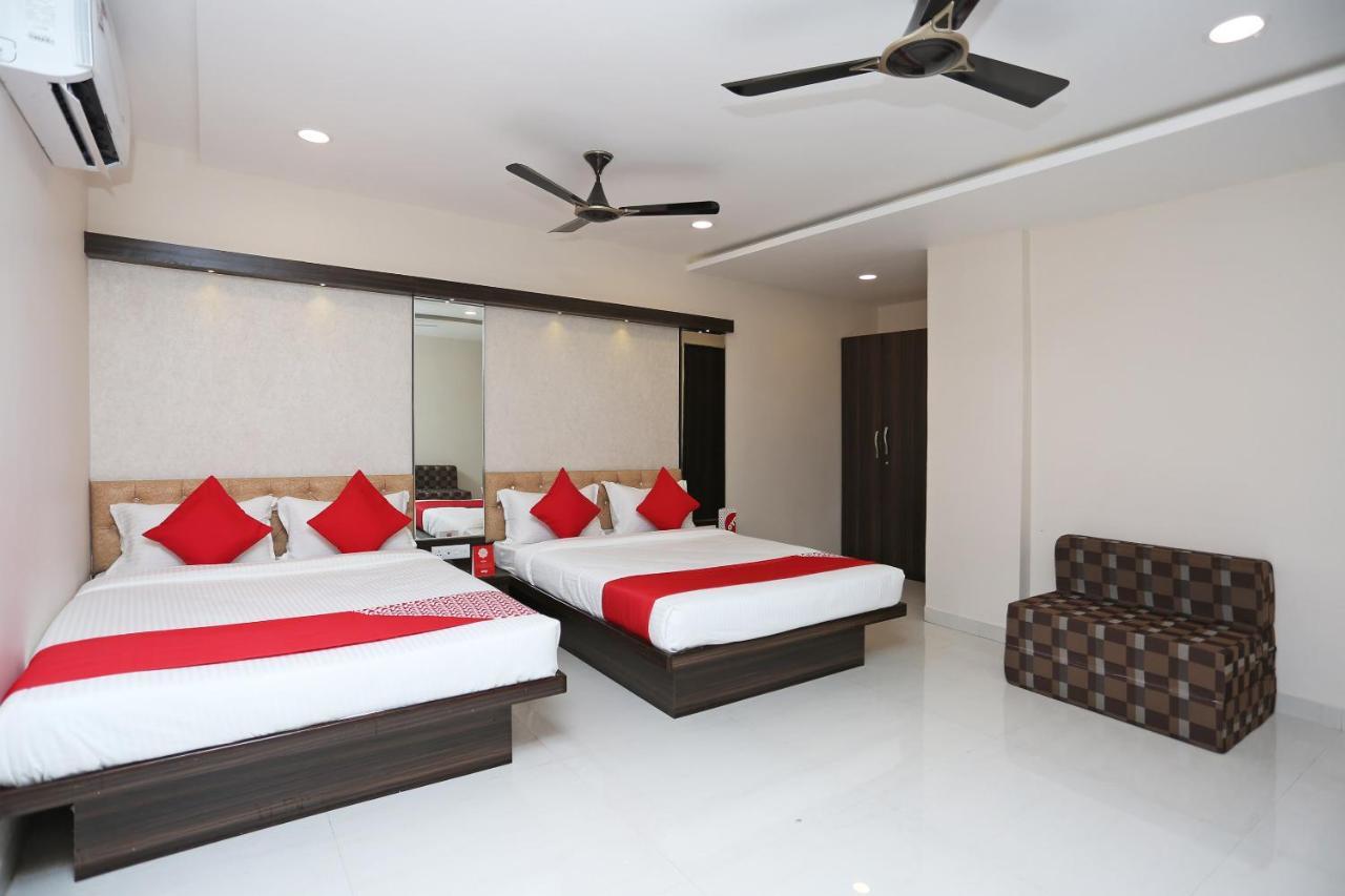 Oyo 15861 Hotel Shivganga Comfort Zone Raipur  Exterior photo