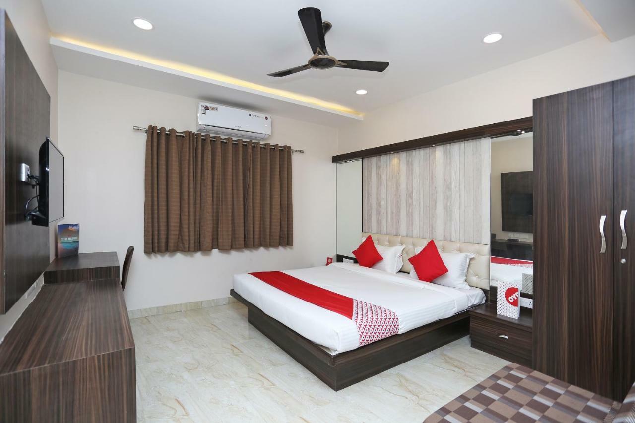Oyo 15861 Hotel Shivganga Comfort Zone Raipur  Exterior photo